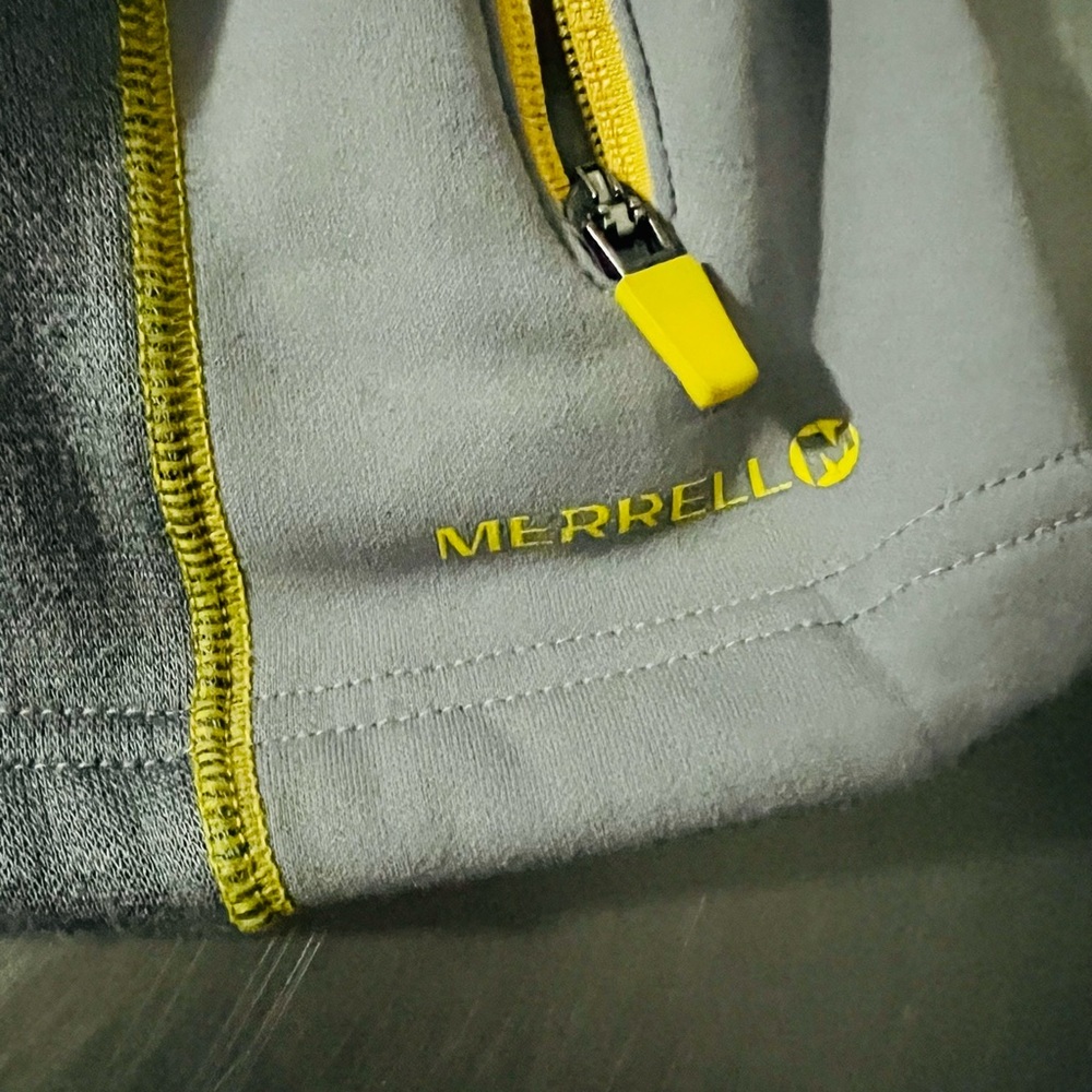 Merrell Hoodie - Picture 3 of 3
